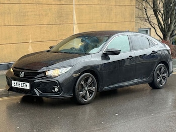 Used Honda Civic 2018 for sale - 77250235: Photo