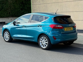 Used Ford Fiesta 2018 for sale - 79587834: Photo
