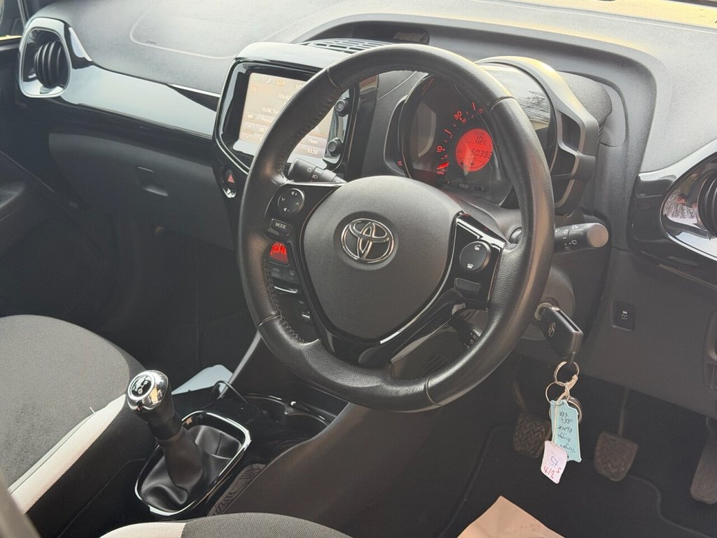 Used Toyota AYGO 2017 for sale - 77534160: Photo 4