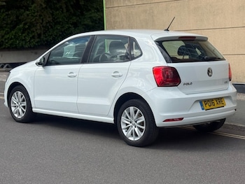 Used Volkswagen Polo 2016 for sale - 79603718: Photo