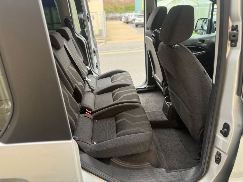 Used Ford Tourneo Connect 2017 for sale - 77885073: Photo 12