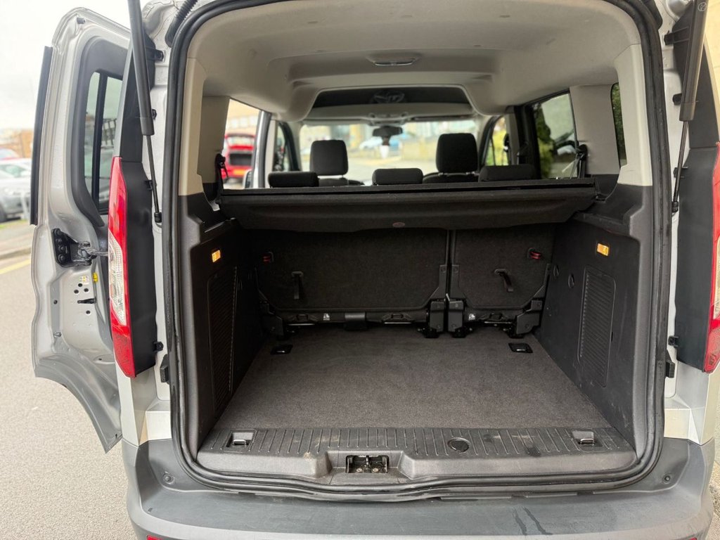 Used Ford Tourneo Connect 2017 for sale - 77885073: Photo 13