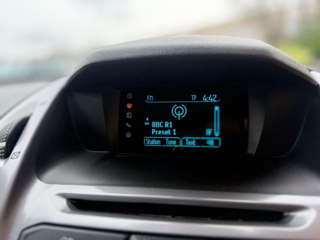 Used Ford Tourneo Connect 2017 for sale - 77885073: Photo 28