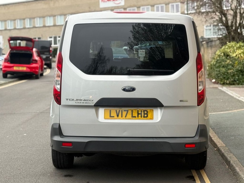 Used Ford Tourneo Connect 2017 for sale - 77885073: Photo 5