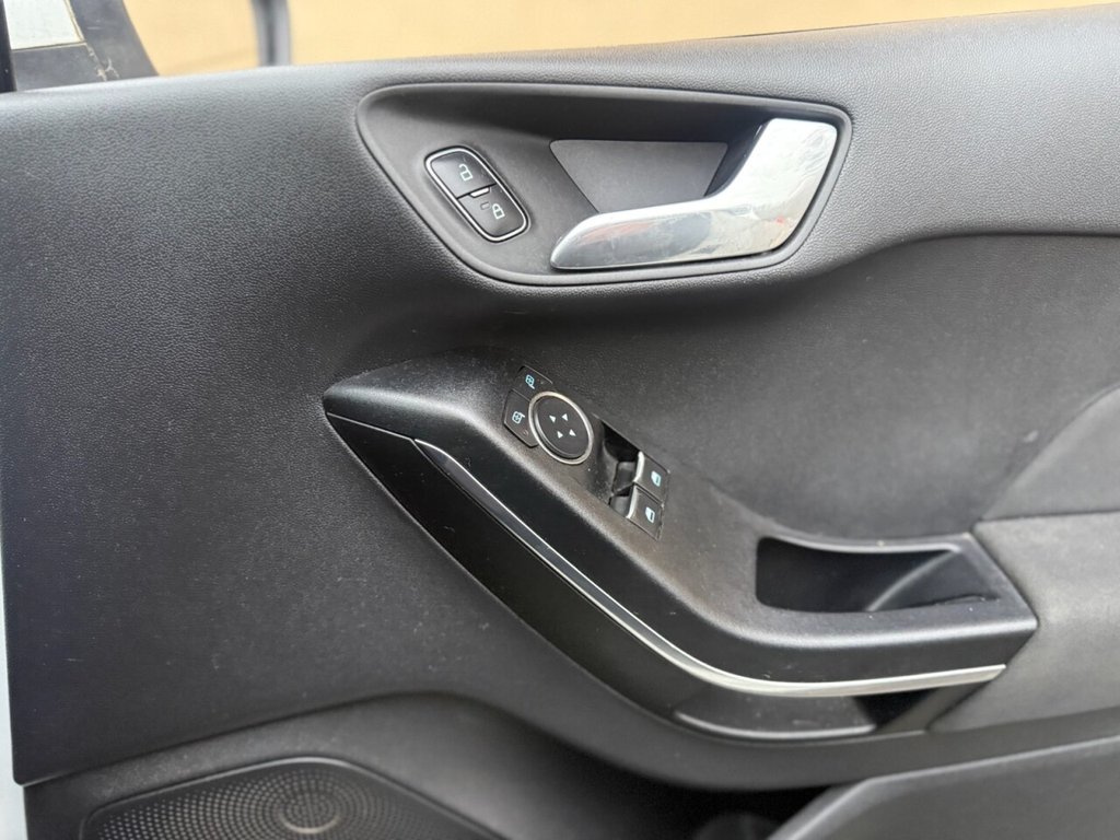 Used Ford Fiesta 2018 for sale - 77855544: Photo 16