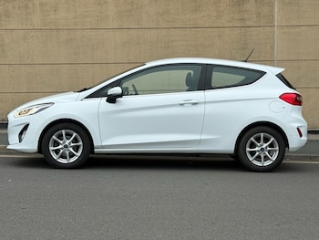 Used Ford Fiesta 2018 for sale - 77855544: Photo