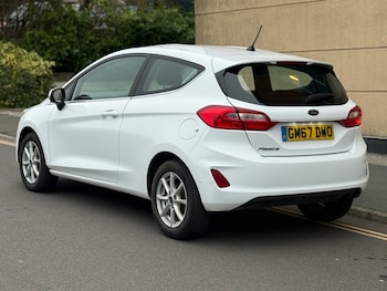 Used Ford Fiesta 2018 for sale - 77855544: Photo