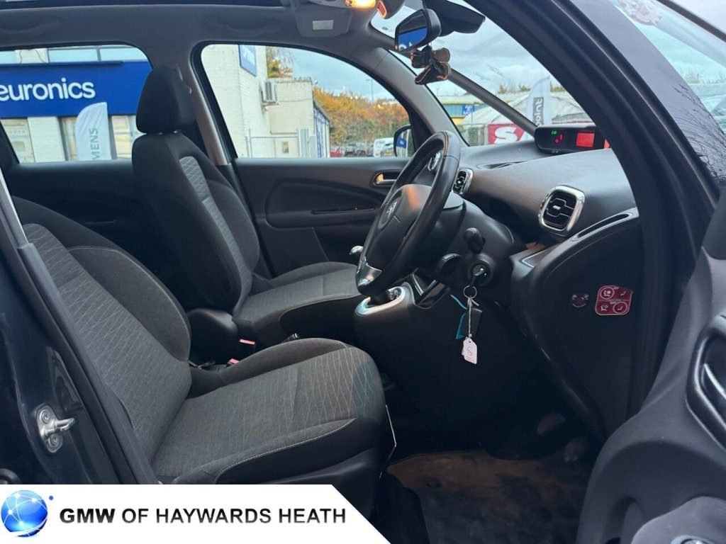 Used Citroen C3 Picasso 2017 for sale - 76417813: Photo 13