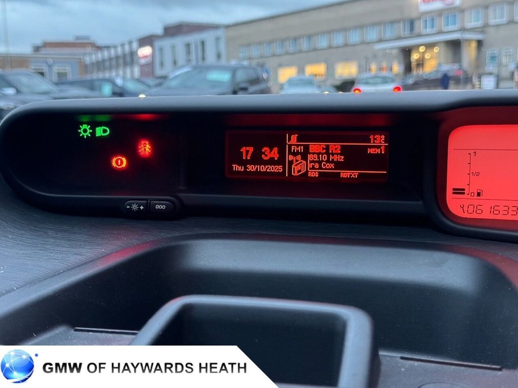 Used Citroen C3 Picasso 2017 for sale - 76417813: Photo 18