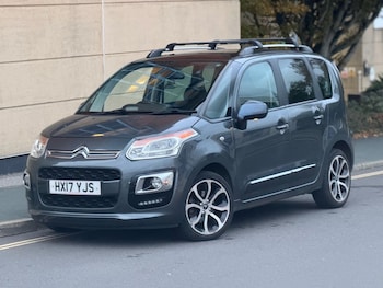 2017 (17) - 1.2 PureTech Platinum 5dr