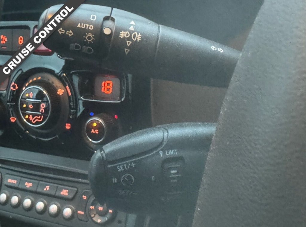 Used Citroen C3 Picasso 2017 for sale - 76417813: Photo 21