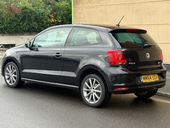 Used Volkswagen Polo 2014 for sale - 76429926: Photo