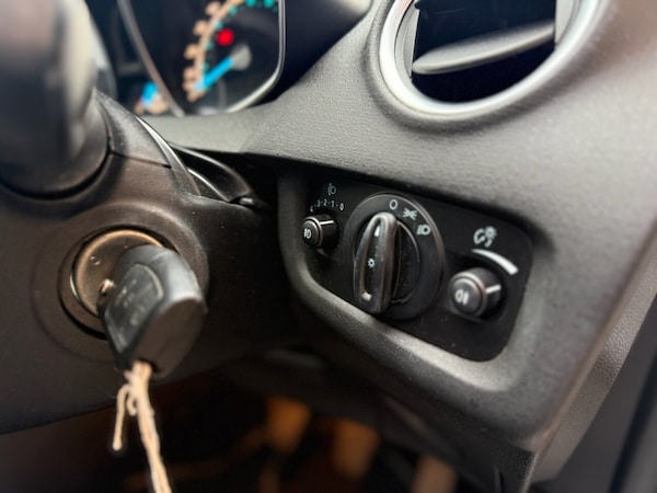 Used Ford Fiesta 2014 for sale - 76303979: Photo 15