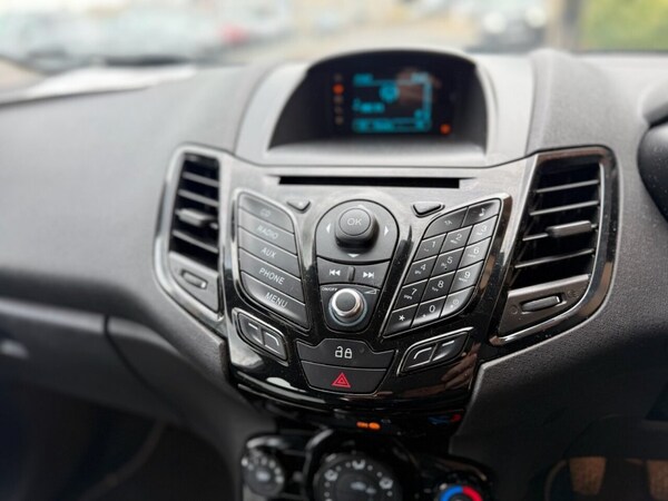 Used Ford Fiesta 2014 for sale - 76303979: Photo 17