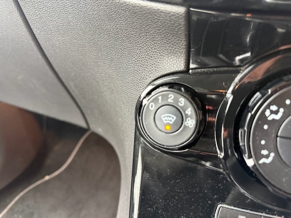 Used Ford Fiesta 2014 for sale - 76303979: Photo 19