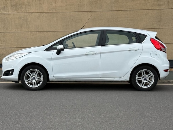 Used Ford Fiesta 2014 for sale - 76303979: Photo 3
