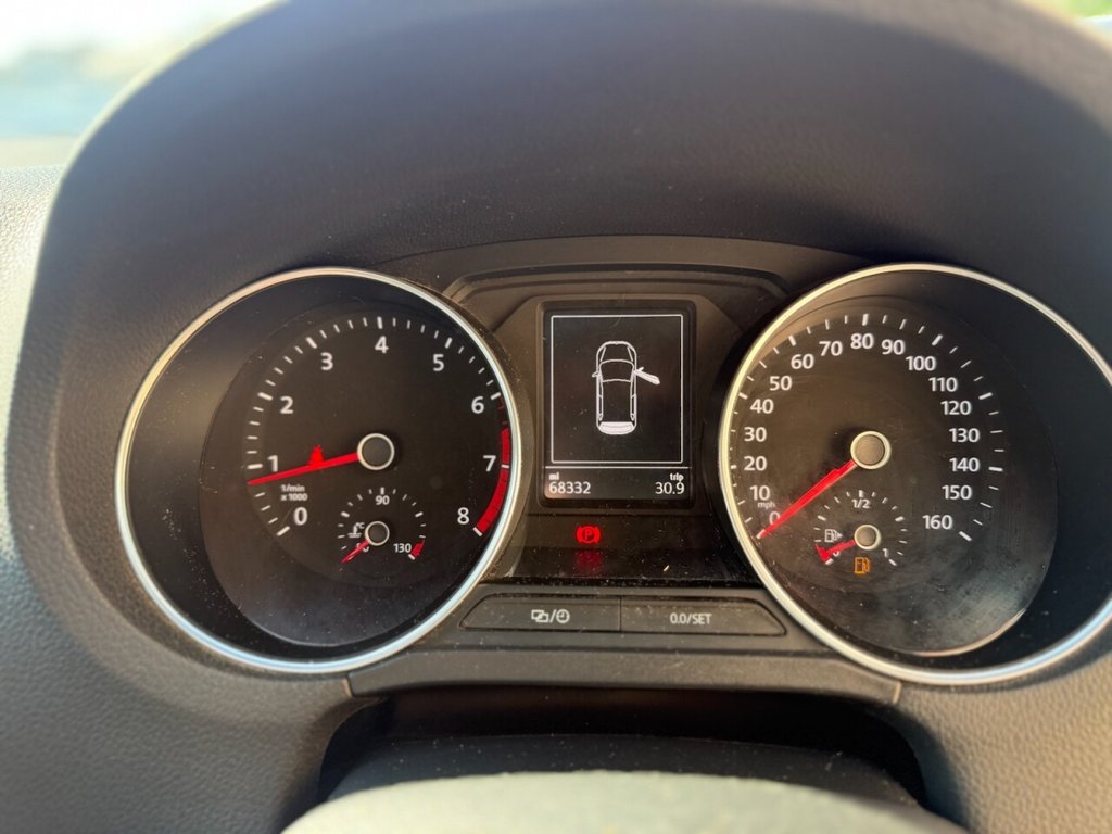 Used Volkswagen Polo 2014 for sale - 77748108: Photo 19