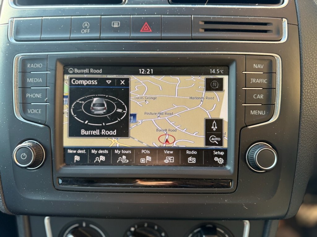 Used Volkswagen Polo 2014 for sale - 77748108: Photo 21