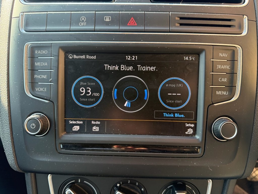 Used Volkswagen Polo 2014 for sale - 77748108: Photo 22