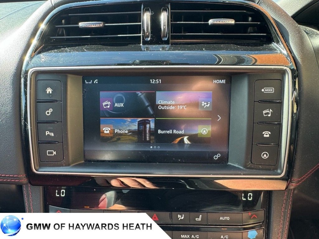 Used Jaguar F-Pace 2016 for sale - 76068983: Photo 17