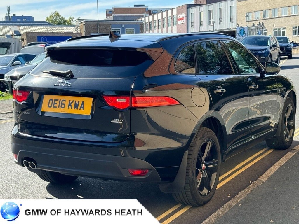 Used Jaguar F-Pace 2016 for sale - 76068983: Photo 8
