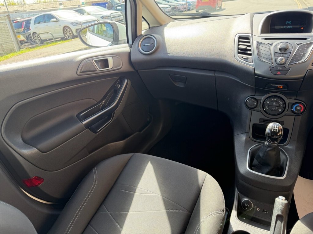 Used Ford Fiesta 2014 for sale - 78212744: Photo 11