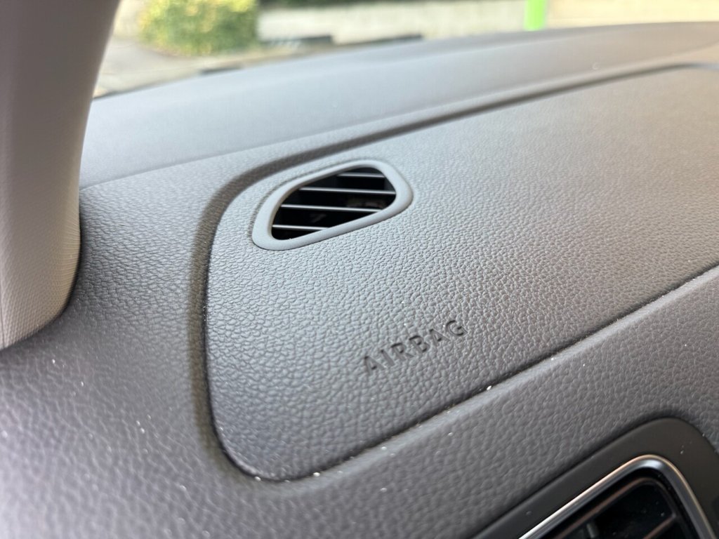 Used Volkswagen Polo 2015 for sale - 77703742: Photo 12