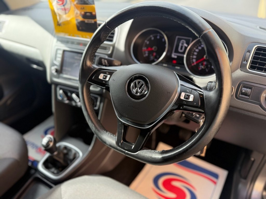 Used Volkswagen Polo 2015 for sale - 77703742: Photo 25