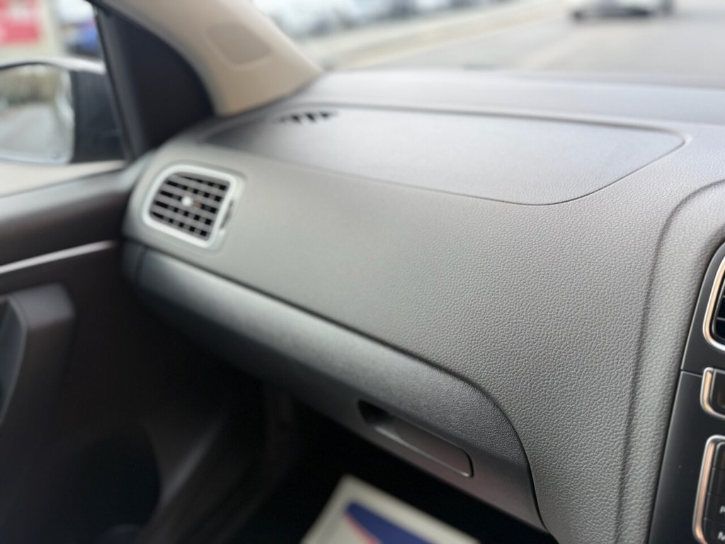 Used Volkswagen Polo 2015 for sale - 77703742: Photo 34