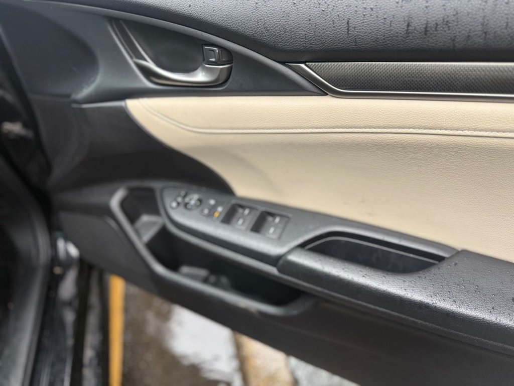 Used Honda Civic 2018 for sale - 77212535: Photo 12