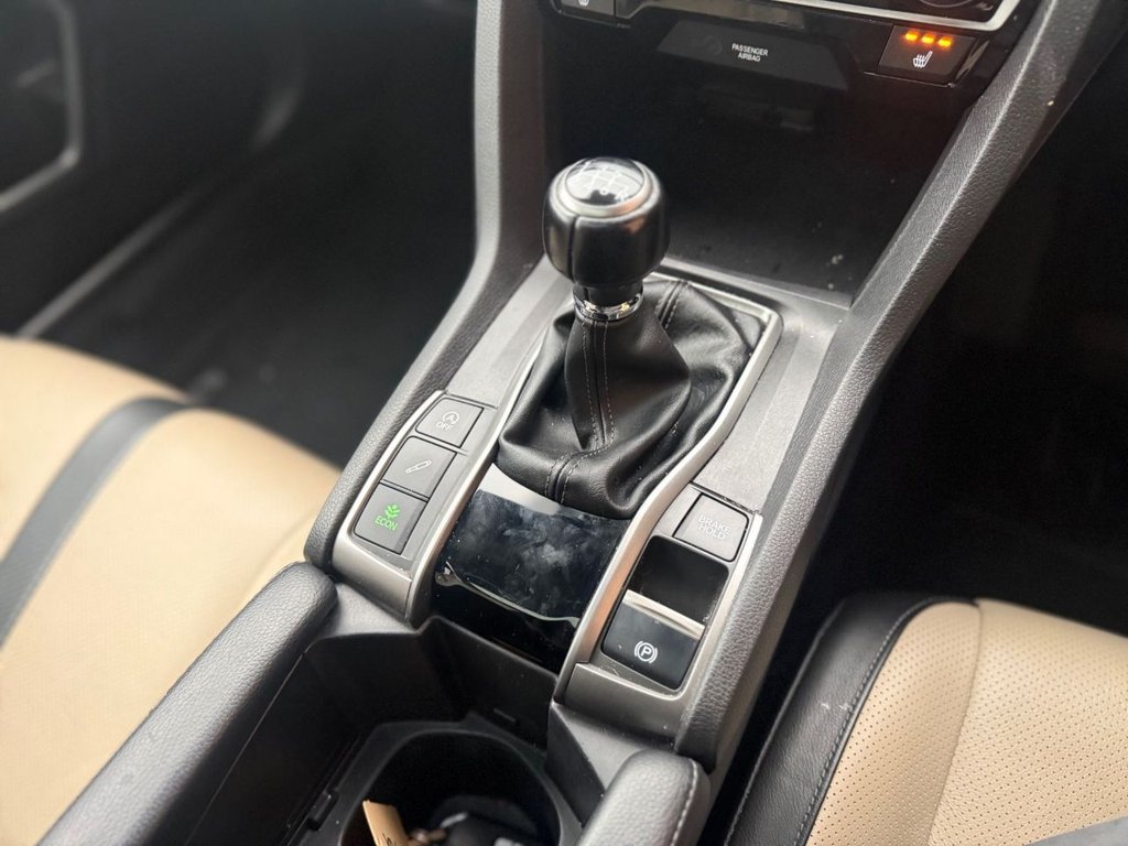 Used Honda Civic 2018 for sale - 77212535: Photo 15