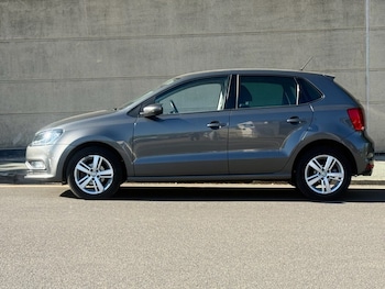 Used Volkswagen Polo 2016 for sale - 78445050: Photo
