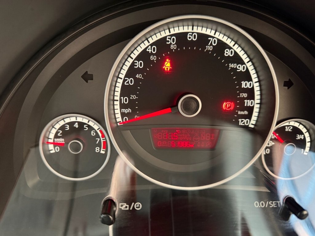 Used Volkswagen up! 2014 for sale - 77546758: Photo 29