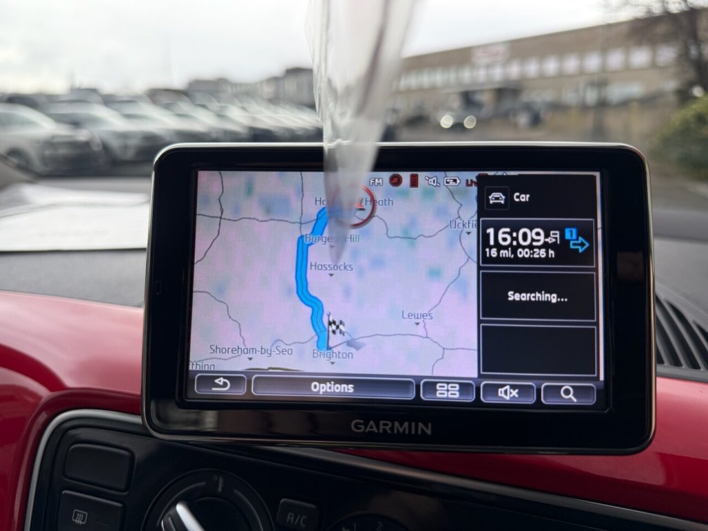 Used Volkswagen up! 2014 for sale - 77546758: Photo 32