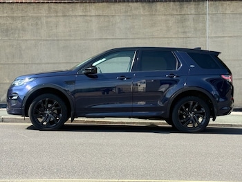 Used Land Rover Discovery Sport 2017 for sale - 78955689: Photo