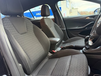 Used Vauxhall Astra 2019 for sale - 77370129: Photo