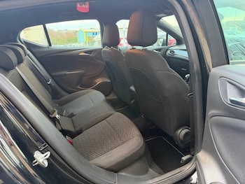 Used Vauxhall Astra 2019 for sale - 77370129: Photo