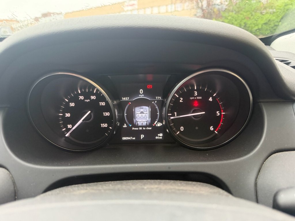 Used Land Rover Discovery Sport 2017 for sale - 76986369: Photo 16