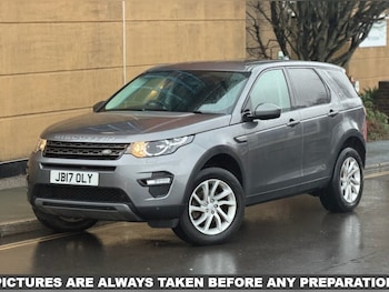 Used Land Rover Discovery Sport 2017 for sale - 76986369: Photo