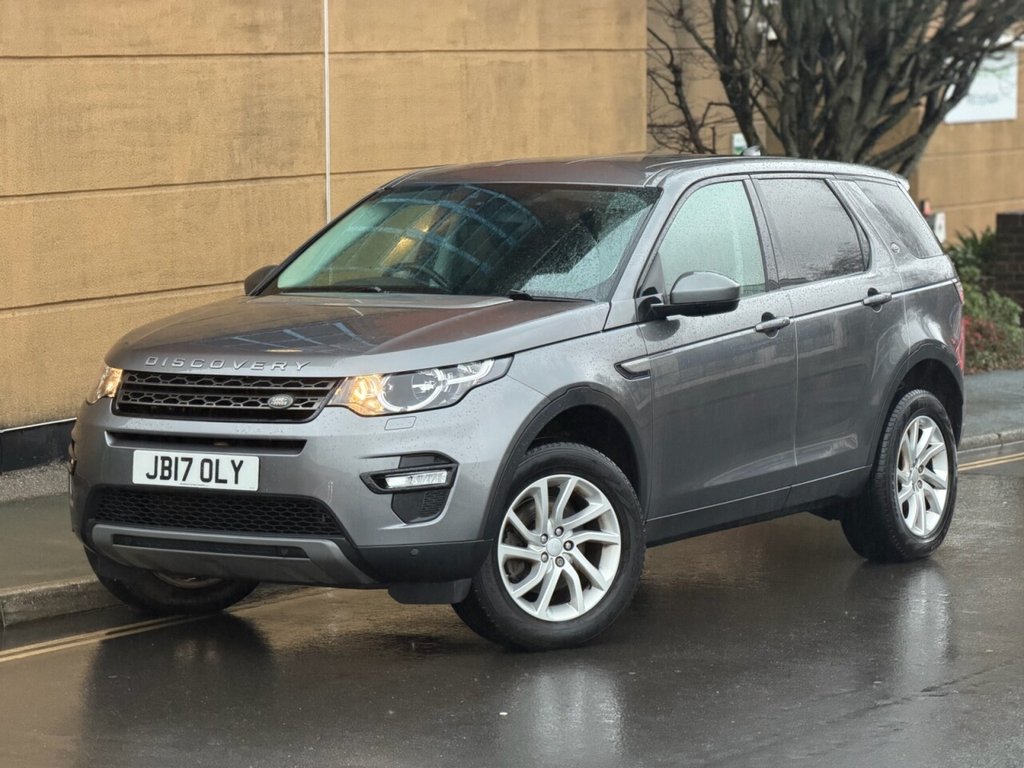 Used Land Rover Discovery Sport 2017 for sale - 76986369: Photo 3