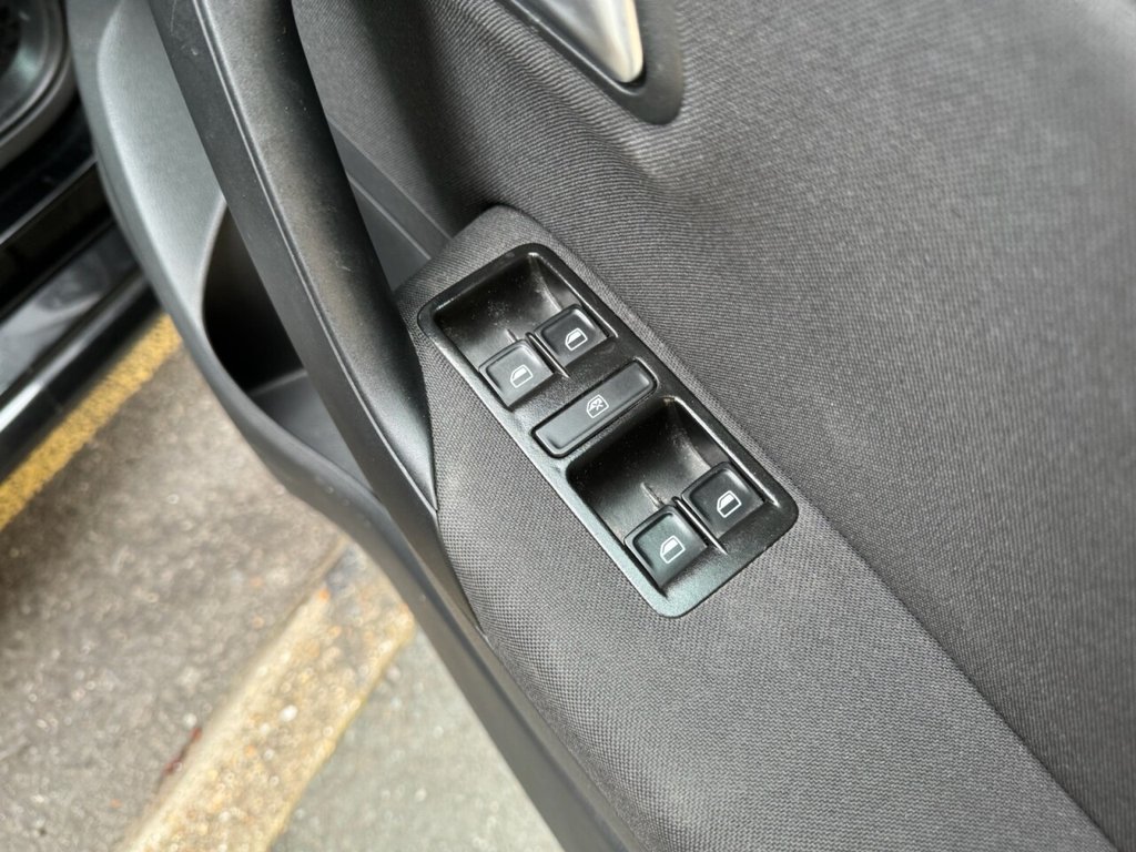 Used Volkswagen Polo 2015 for sale - 78082518: Photo 20