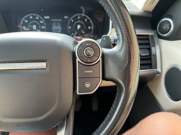 Used Land Rover Range Rover Sport 2016 for sale - 76061830: Photo 10