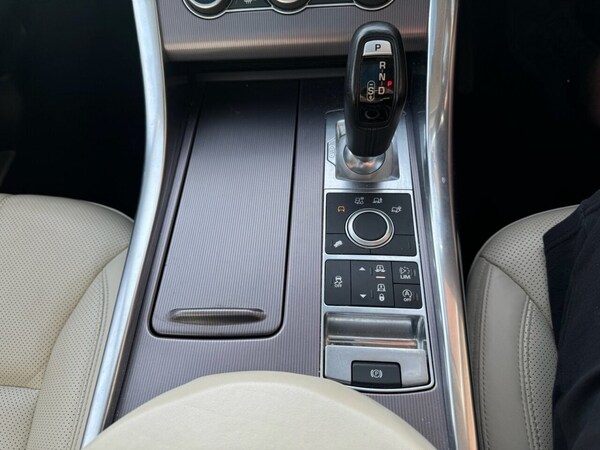 Used Land Rover Range Rover Sport 2016 for sale - 76061830: Photo 20