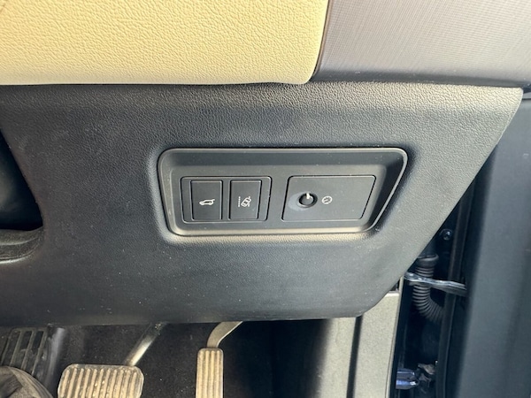 Used Land Rover Range Rover Sport 2016 for sale - 76061830: Photo 21