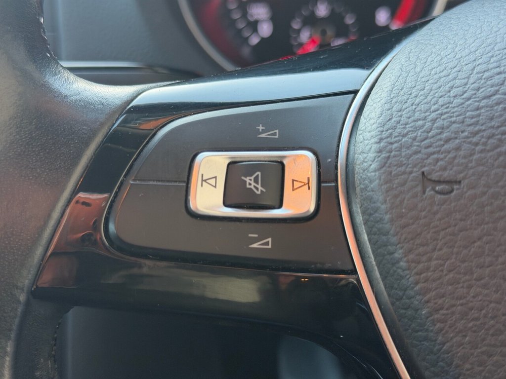 Used Volkswagen Polo 2015 for sale - 77643068: Photo 16