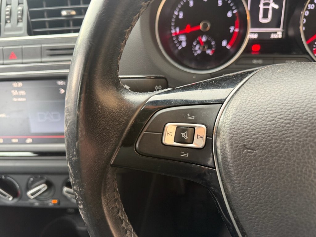 Used Volkswagen Polo 2015 for sale - 77241610: Photo 18