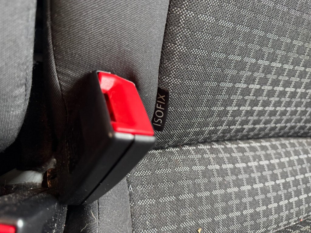 Used Volkswagen Polo 2015 for sale - 77241610: Photo 22