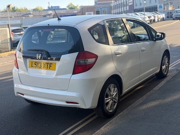 Used Honda Jazz 2013 for sale - 79510812: Photo