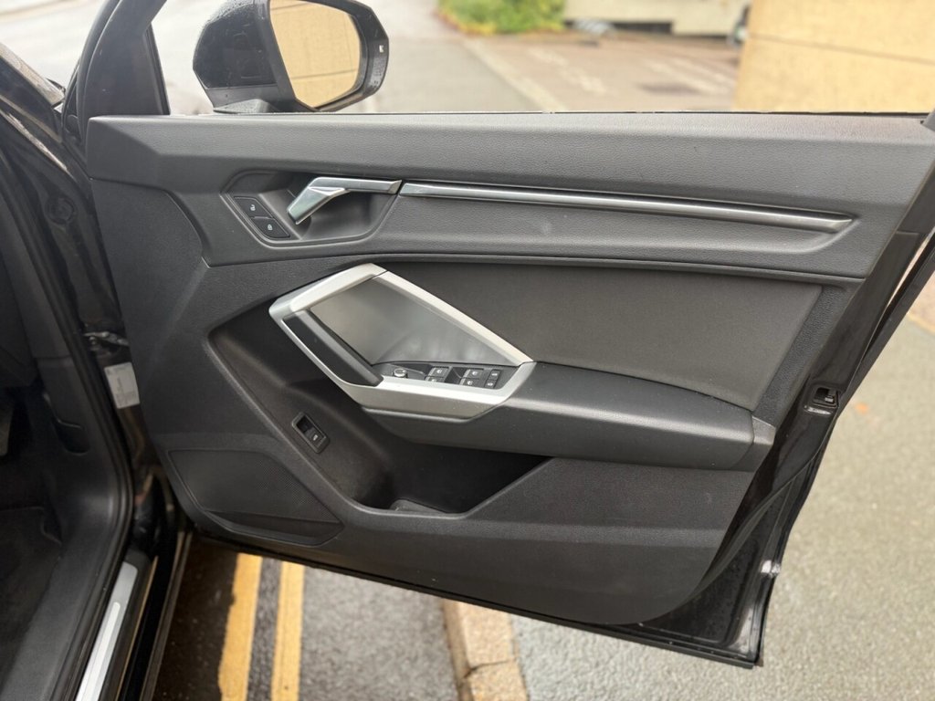 Used Audi Q3 2019 for sale - 76724878: Photo 15