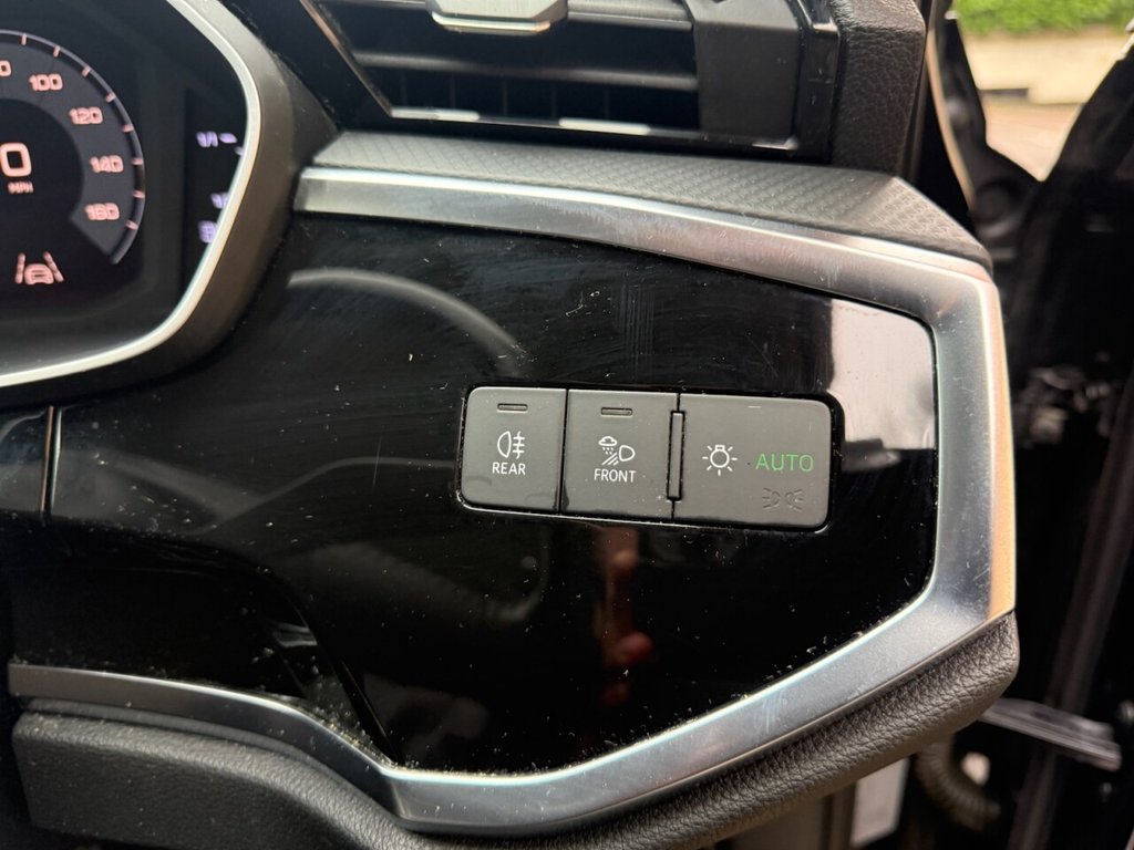 Used Audi Q3 2019 for sale - 76724878: Photo 23